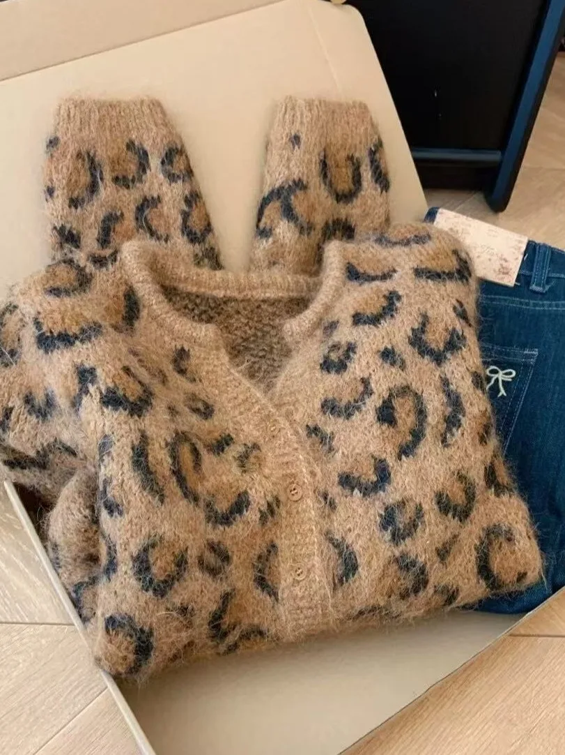 

Усовершенствованный дизайн Sensation с леопардовым принтом V-Ne вязаный открытый кардиган женский осенне-зимний ленивый свободный мягкий свитер