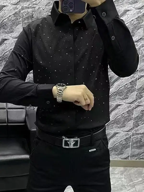 

Мужская модная деловая рубашка с длинным рукавом, украшенная стразами, премиум-качество, весенняя распродажа, приталенный крой, смесовая ткань из полиэстера и хлопка