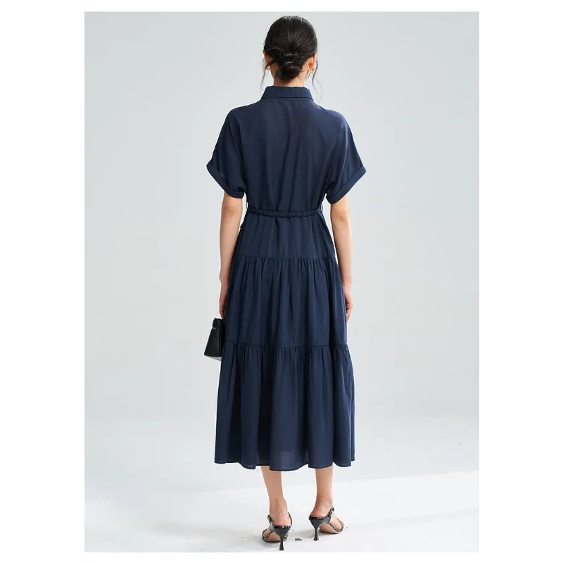 قميص صيفي فساتين طويلة للنساء طية صدر السترة باللون الأزرق الداكن حزام طية صدر السترة بحاشية كبيرة بأزرار وأكمام قصيرة وخصر عالي على شكل حرف a نمط فكر