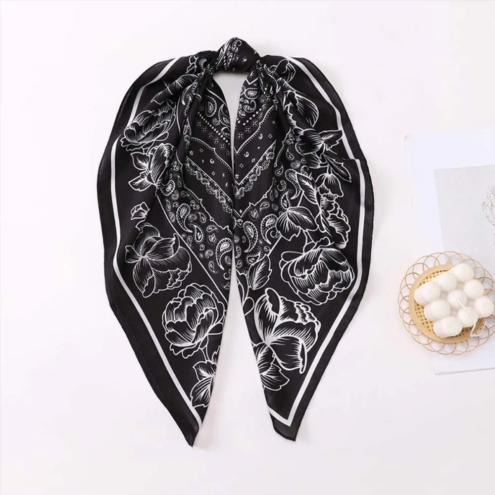 أزياء بيزلي طباعة باندانا وشاح المتضخم 70x70CM مربع هيرباند النمط الغربي الرقبة المعصم التفاف