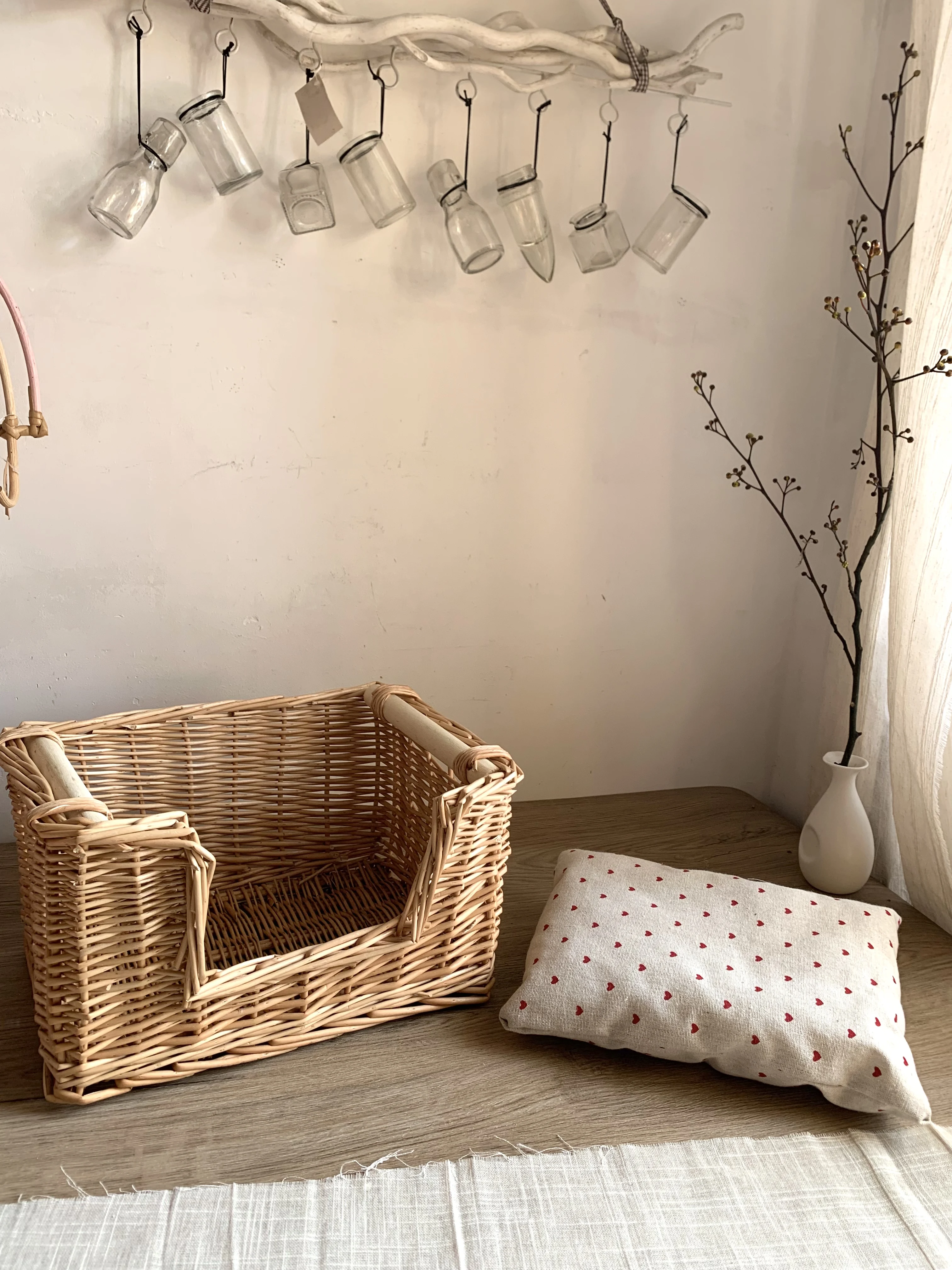 Mid-Century Handwoven Wicker Cat Bed, Wooden Handled Pet Basket, Decorative Storage Crate