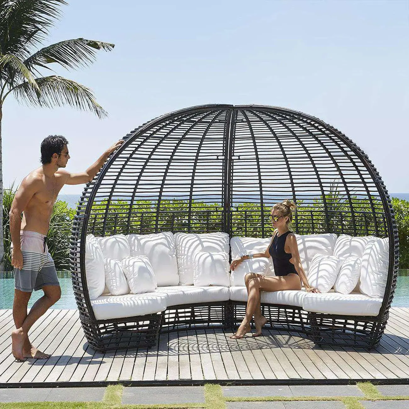 & Luxury Outdoor Daybed Patio Round Daybed Half Round Bird Nest Shaped Sun Loungers