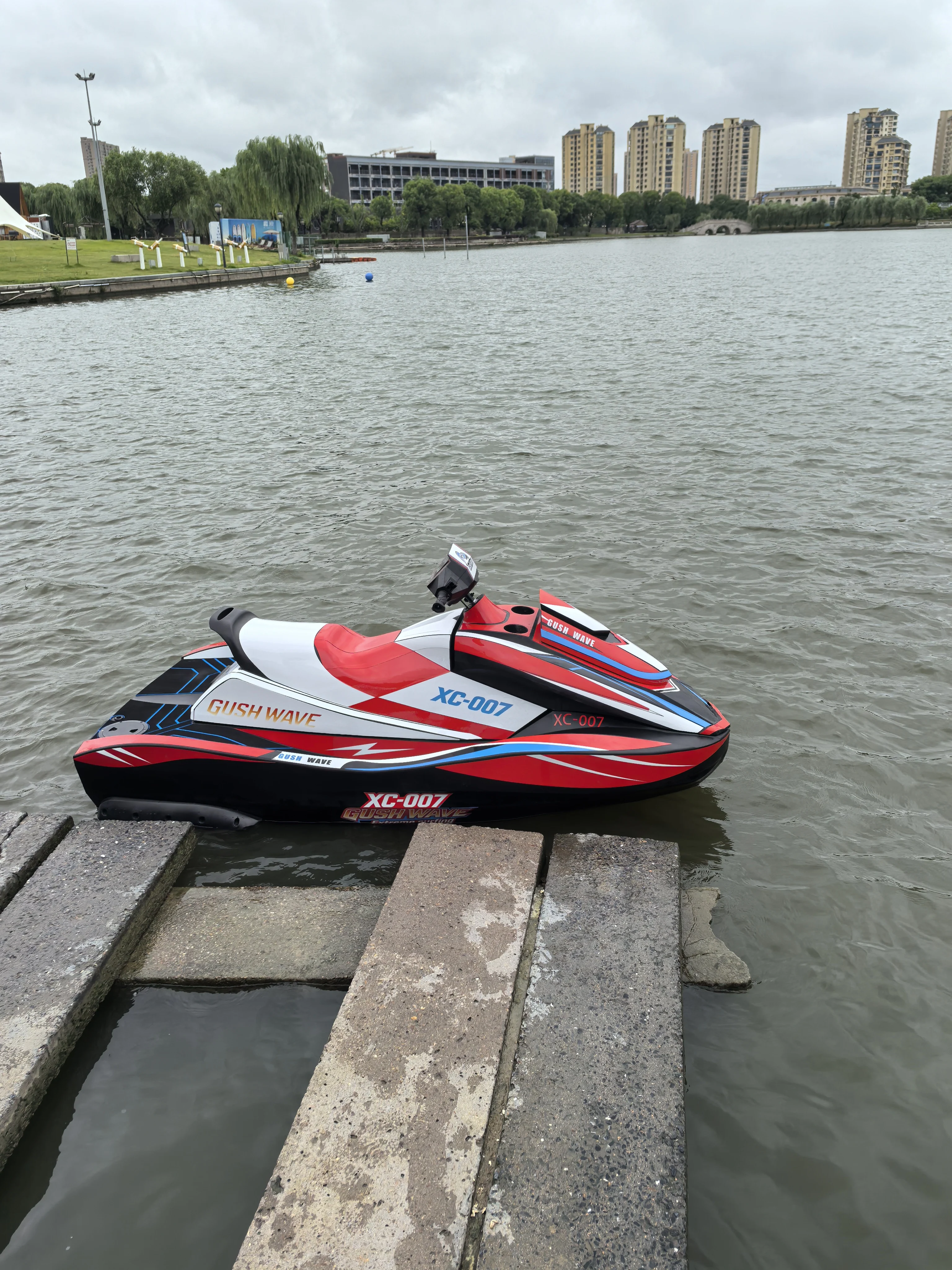 Electric Jet Ski Water Go Kart Boat Anti Impact Wear Resistant Body for Public Rental Operating Environment