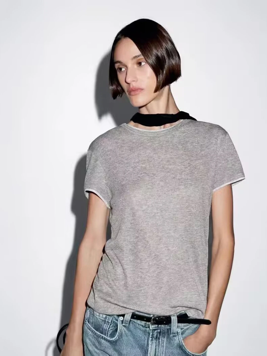 

New Autumn Casual round Ne ort Sve T-irt Women's Faion Commute Sle Double-sided Splice Fake Two-pieced Design