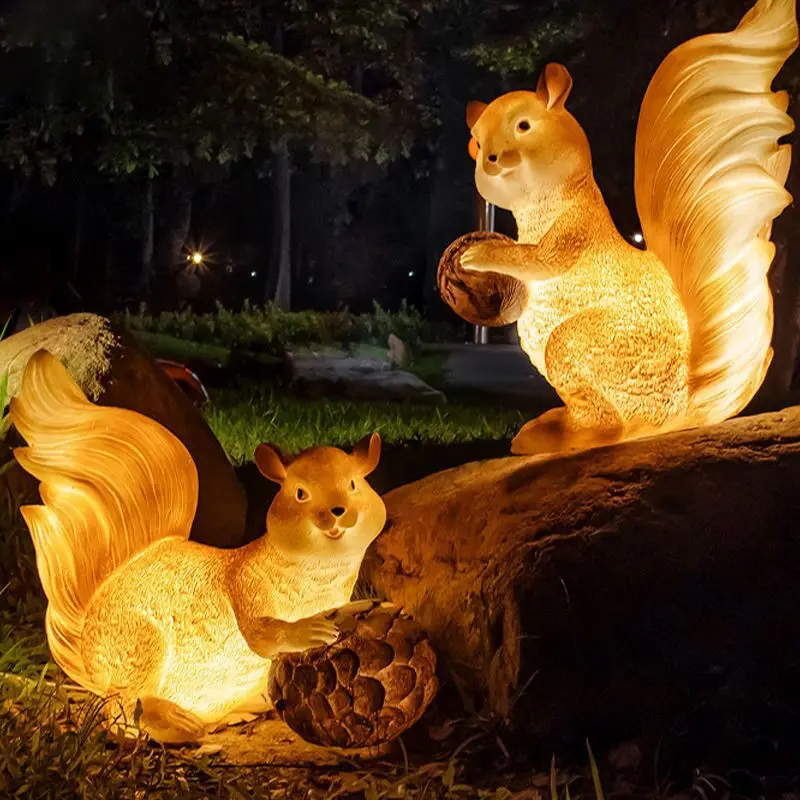 Solar Waterproof Luminous Squirrel Light Garden Lighting Animal Modeling Lawn Light Garden Decoration Outdoor