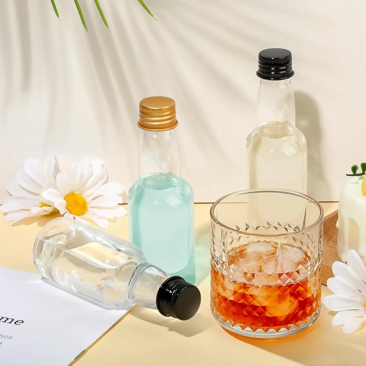 50pcs 30ml-150ml Plastic Mini Liquor Bottles Empty Portable Reusable Drink Container for DIY Juice Wine Alcohol Birthday Wedding