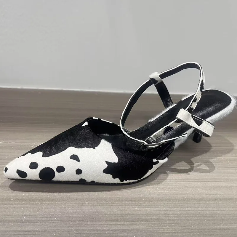 Sandal Musim Panas Gesper Wanita dengan Sandal Hak Kucing Sepatu Gaun Seksi Hak Tinggi Stiletto Bulu Kuda Sandalias Wanita