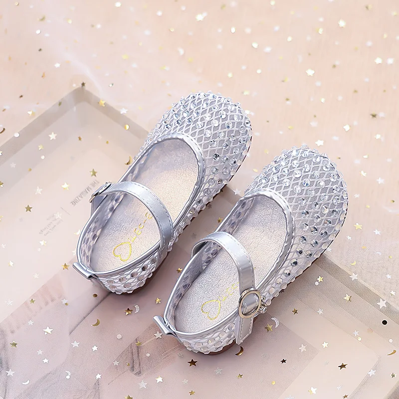Girl Princess Sandals 2026SUmmer New Korean Edition Mesh Child Soft Bottom Single Fashion Girl Anti Slip Versatile Bean Sandals