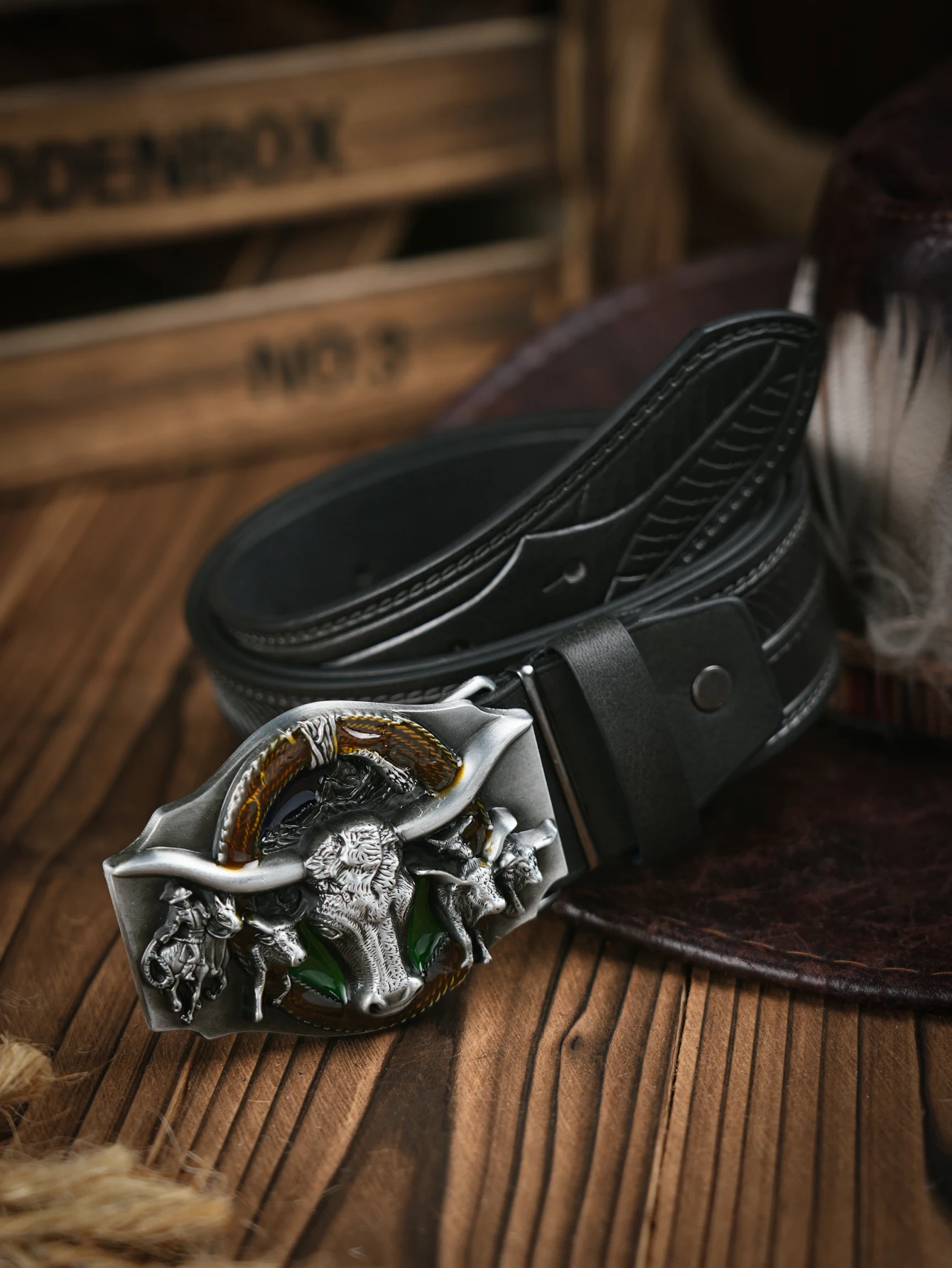 Ein lässiger Retro-Gürtel im Western-Stil für Herren und Damen! PU-Ledergürtel mit Metallschnalle, geeignet für den täglichen Arbeitsgebrauch – Detail 8