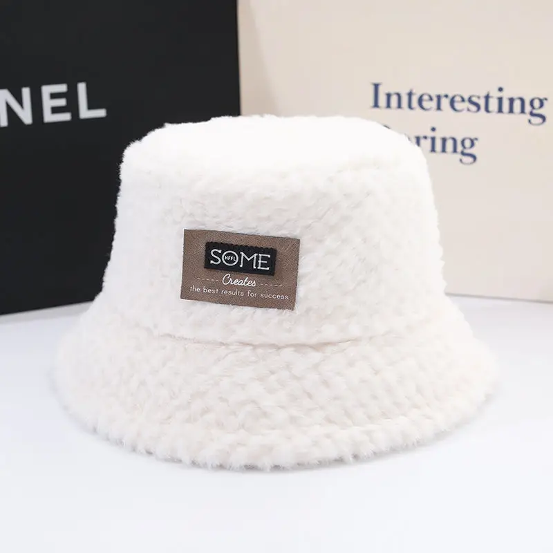 여성골프모자 Lamb Wool Keep Warm Pen Hat Women Golf Wear 2024 Winter New Authentic ⁭ Golf Hat Fashion Cold Proof Women Fisherman Hat