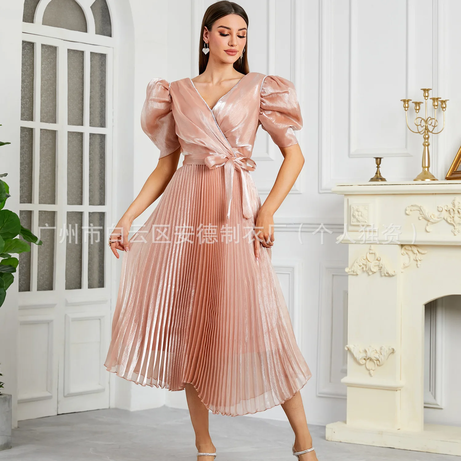 Verão nova moda 2025 feminino cor sólida na moda elegante manga curta com decote em v meados de bezerro comprimento vestido feminino roupas do oriente médio
