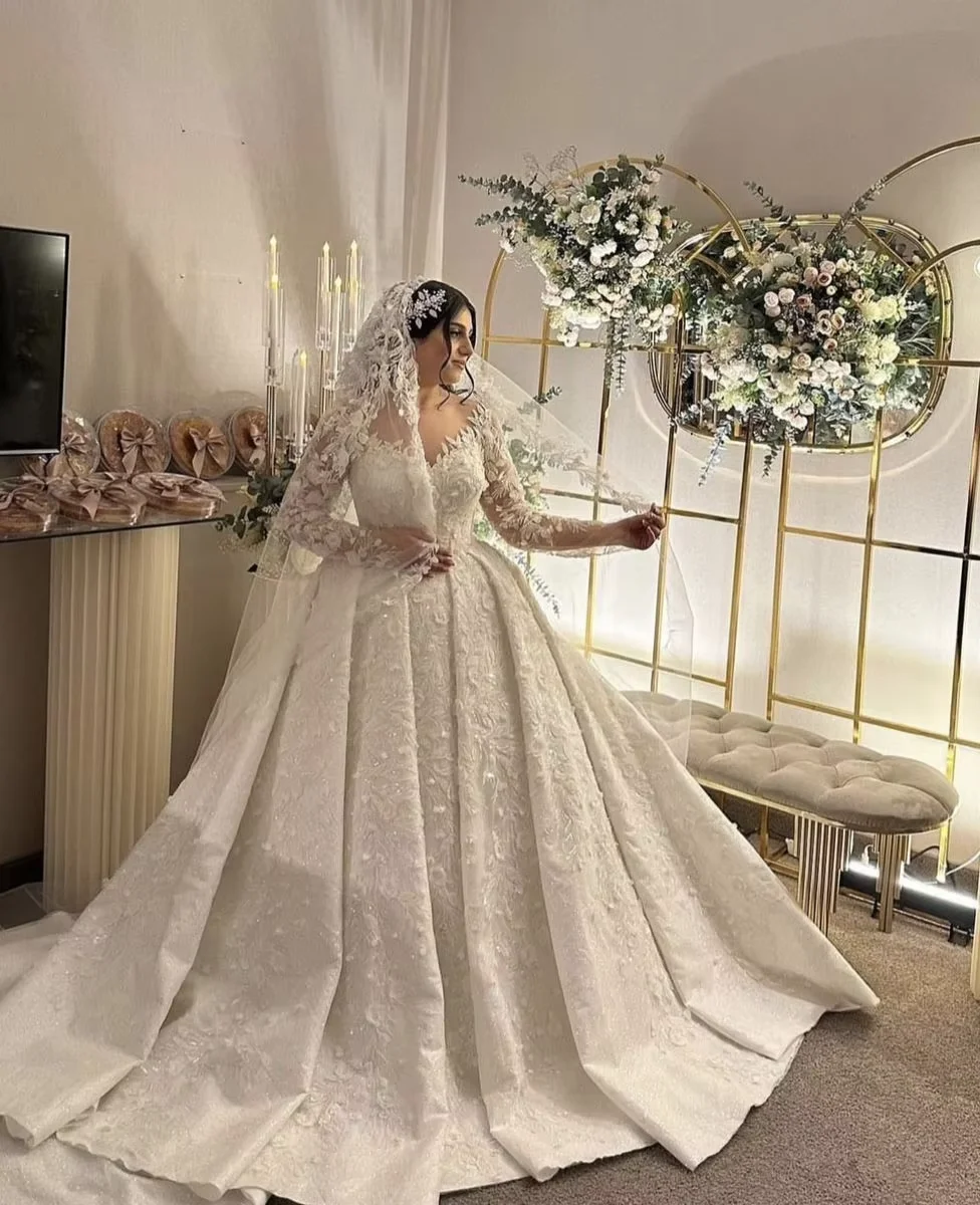 Customized 2026 Women's Large Skirt Wedding Dress V-Neck Satin Bead Decoration Appliqu É Lace Backless Lace A-Line Skirt