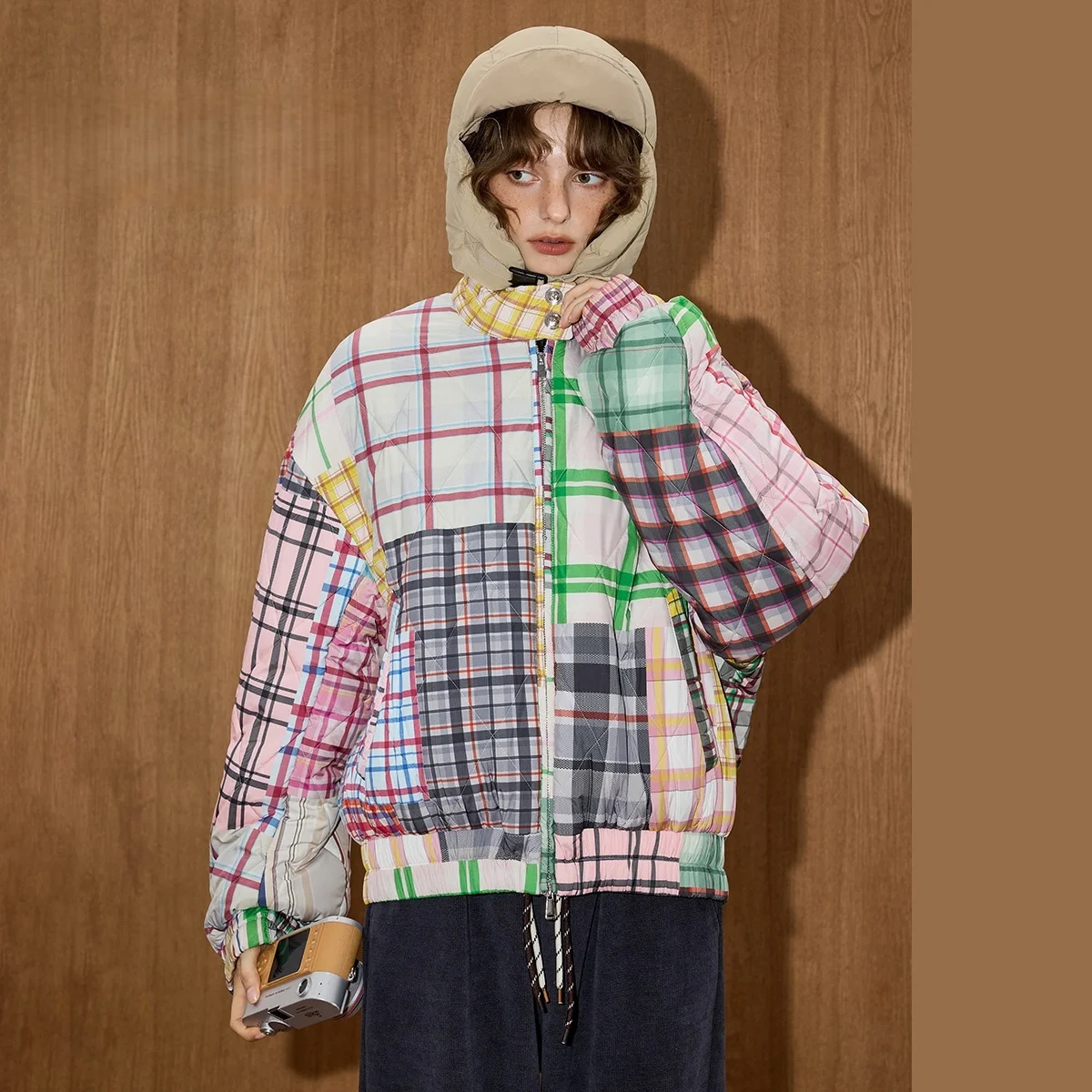 

2025 New Arrival Winter Women's Color Block Plaid Cotton Coat Short Patchwork Design American Niche Style Fashion Female Jacket