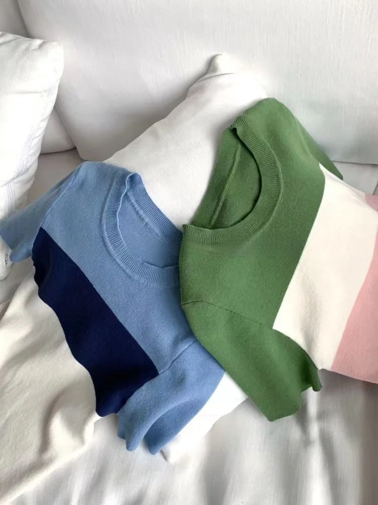 سليم صالح محبوك الجولة الرقبة تي شيرت المرأة الصيف نمط جديد الرجعية الربط اللون الاصطدام تصميم تحسس TikTok تاوباو الجودة