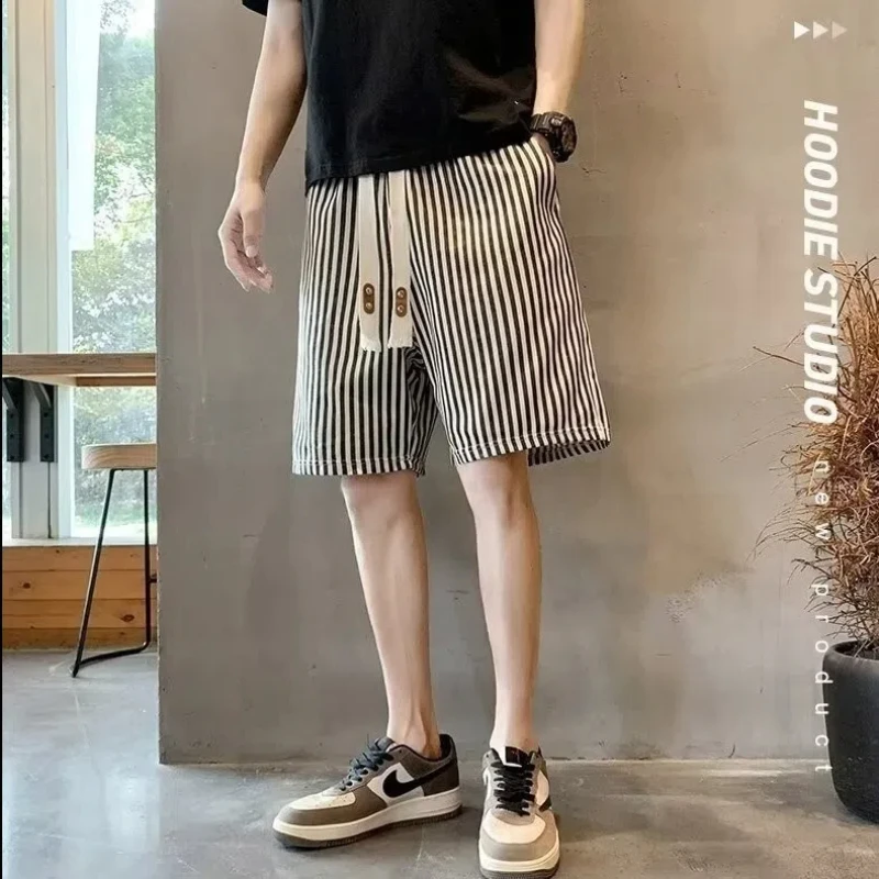 2024 Summer New Men's Pocket Fashion Stripe Versatile Casual Trendy Classic Minimalist Classic Comfortable High-waisted Shorts