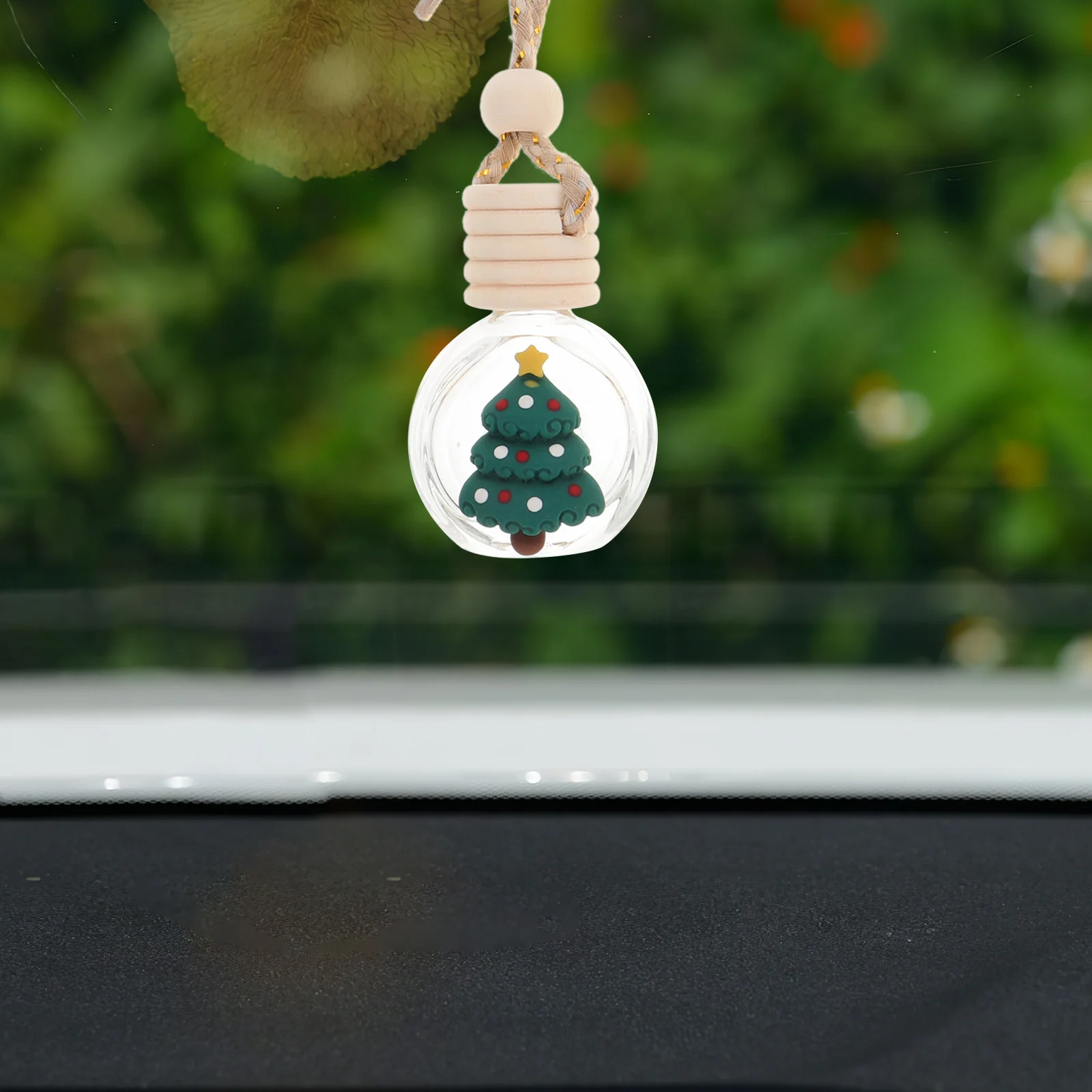 

4Pcs Car Air Freshener Christmas Hanging Diffuser Bottles Empty Essential Oil Aromatherapy Pendant Festive Rearview Mirror Decor