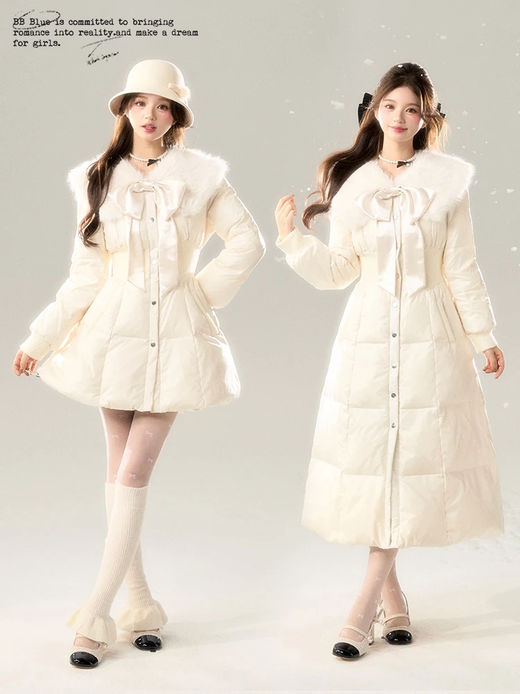 

Оригинальный дизайн BB BLUE: Пуховик с меховым воротником и поясом на талии, создающий ощущение роскоши и элегантности, белый.