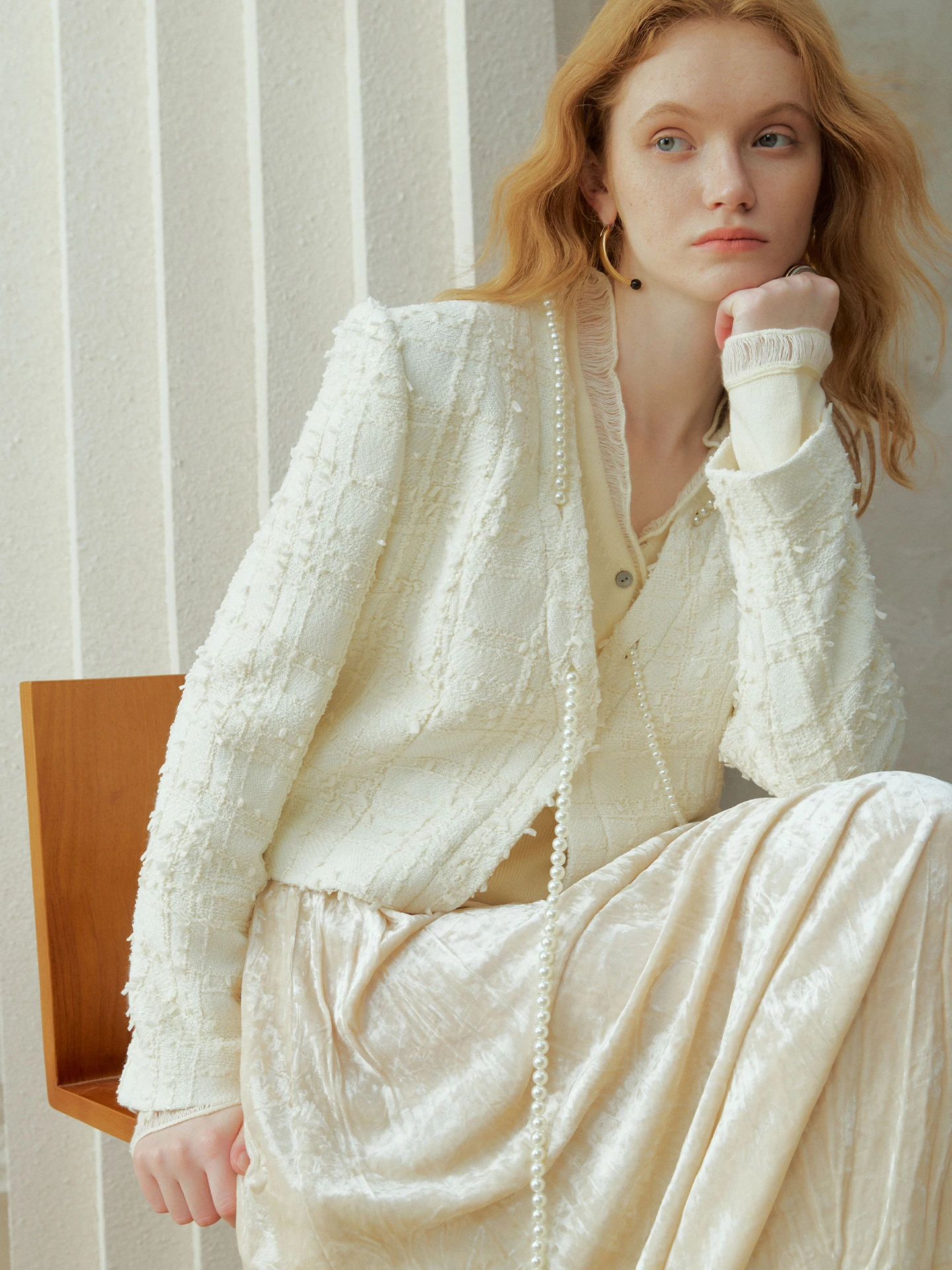 

Женский твидовый жакет с жемчужной цепочкой Ele Pearl Chain Decorated Thi Tweed от Oz's Wondrous Sorcerer для ранней весны