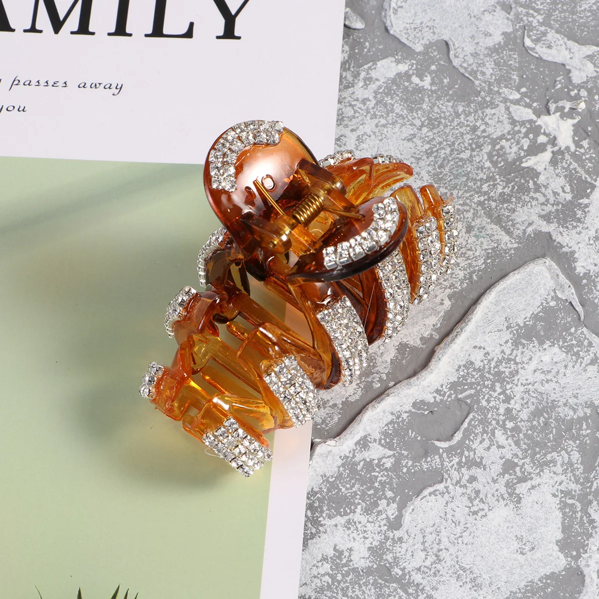 

1pc Large Rhinestones Acrylic Hair Clips For Women Coffee Strong Hold Styling Tool Hair Claws Hairdressing Accessories Braiding