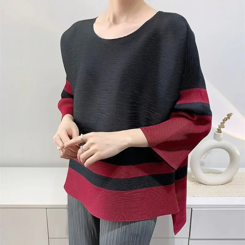 Miyake Pleated Fashion Women's Tops Female Color Blocking Printing T-shirt Irregular Toothpick Pleated Clothes 2024 Summer New