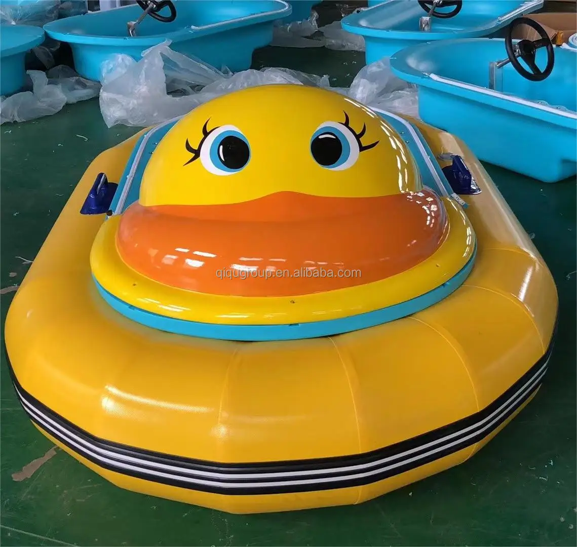 Factory for sale motorized adult and kid electric duck shape swimming pool inflatable water bumper boat