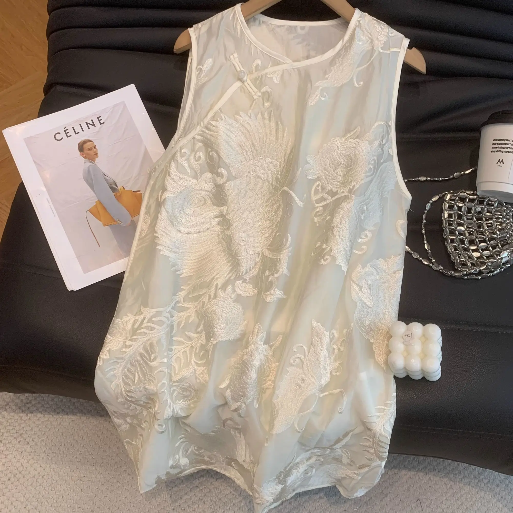 

Floral Embroidery Vest Women Lace Up Sleeveless Embroidered Tops Chinese Style Ethnic Vintage Tang Vest