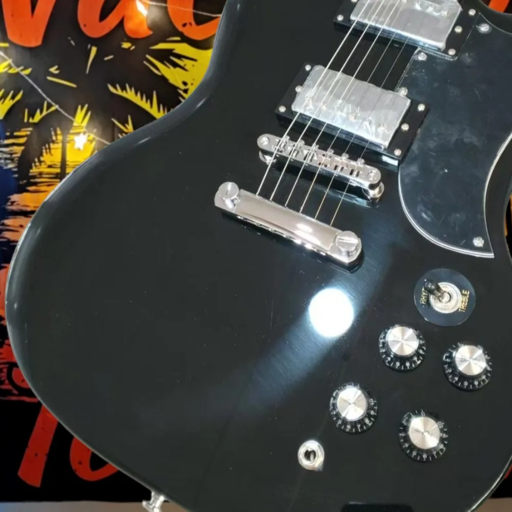 

40-inch Cross Black SGQWQ Electric Guitar Rosewood Fingerboard HH Pickups Chrome Tone Hardware Active Pickup