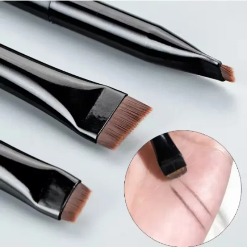 3-Piece Precision Eyeliner Brush Set - Winged Liner, Under Eye Detailing Brushes with Short Bristles Back to School