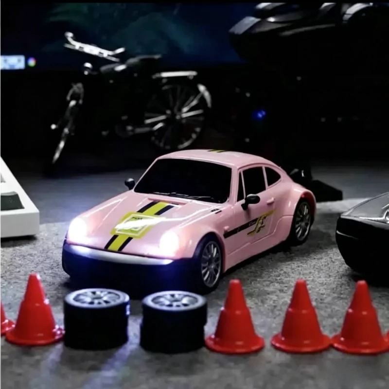 1/20  RC 4WD Remote Control Car  High-Speed ​​Racing Drifting Simulation Model  Beginner Practice Electric Toy for Boys - Gift