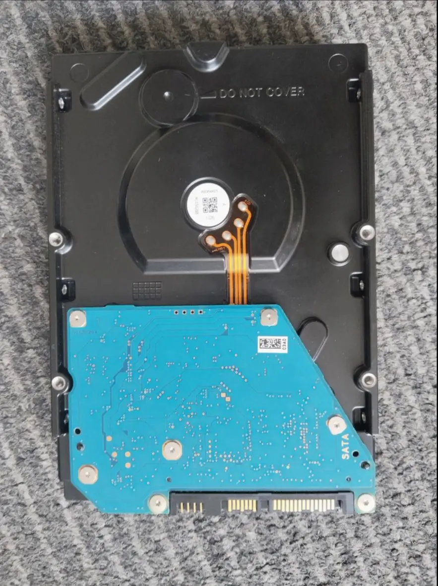 

For 0TNTM5 MG03ACA200 2T SATA 7.2K 6GB 3.5 server hard drive