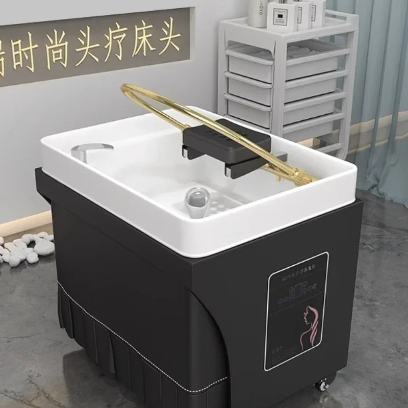 Рисунок 2 - Кровать Headspa, массажное кресло-шампунь,