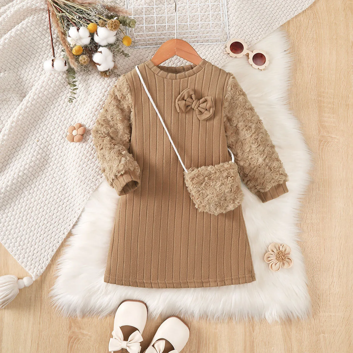 Children Girls' Spliced Plush Long sleeved Dress+Mini bag. 4-7 Year old girls' Fashionable Dress suitable for Girls' Daily wear
