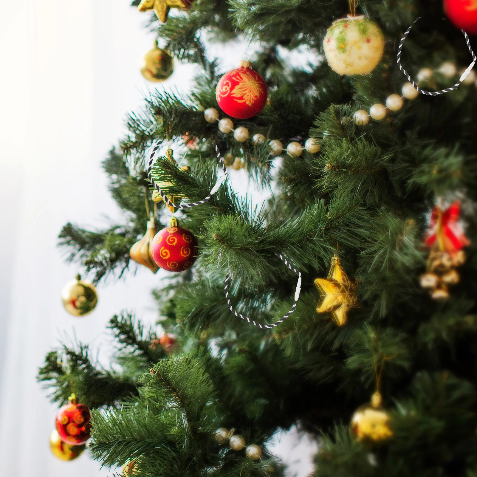 

500Pcs Christmas Decoration Hanging Strings Rustic Cotton Ornament Hangers with Snap Lock Fasteners for Holiday Baubles Reusable