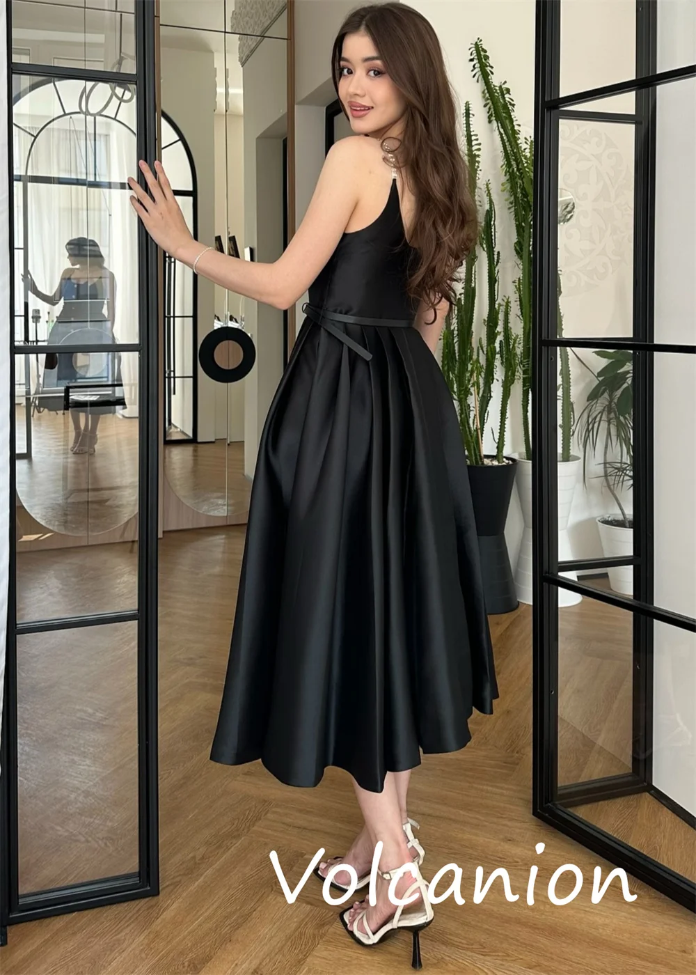 Vestidos Midi personalizados con botones de Charmeuse, corte en A, tirantes finos, ocasiones a medida, sexys