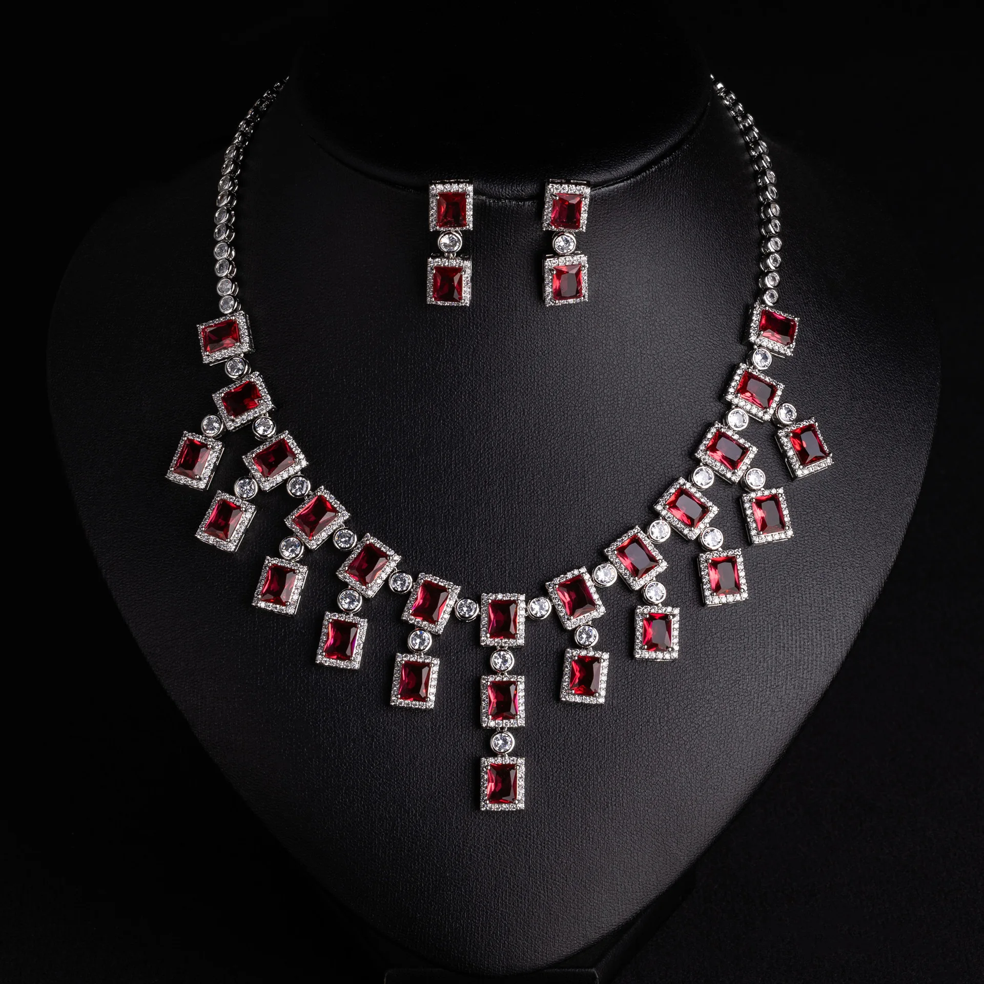 Minimalist Bridal Zircon Necklace & Earrings Set, Ethereal Wedding Gown Jewelry for Evening Banquet Gift