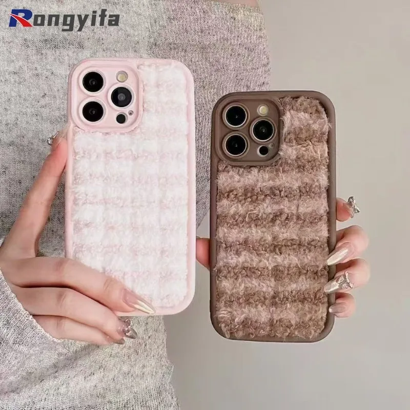 

Winter Plush Stripe Phone Case For Realme 14X 13 12 12X 10S 9 Pro SE 9i 8 8S 7 Q5 Q5X Q5i Q3 Q3S Q3T Q3i Ins Style Fashion Cover