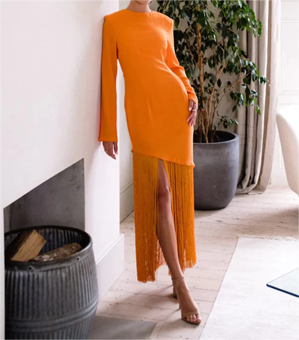 Elegante vestido de mangas compridas gola redonda, Botões de franja, Vestido laranja ocasião, Novo, Primavera e Outono