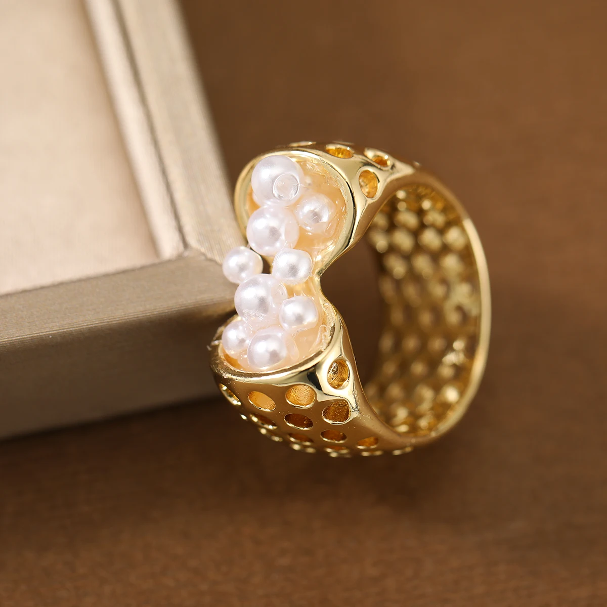 Women's Unique Hollowed-Out Imitation Pearl Copper Ring
