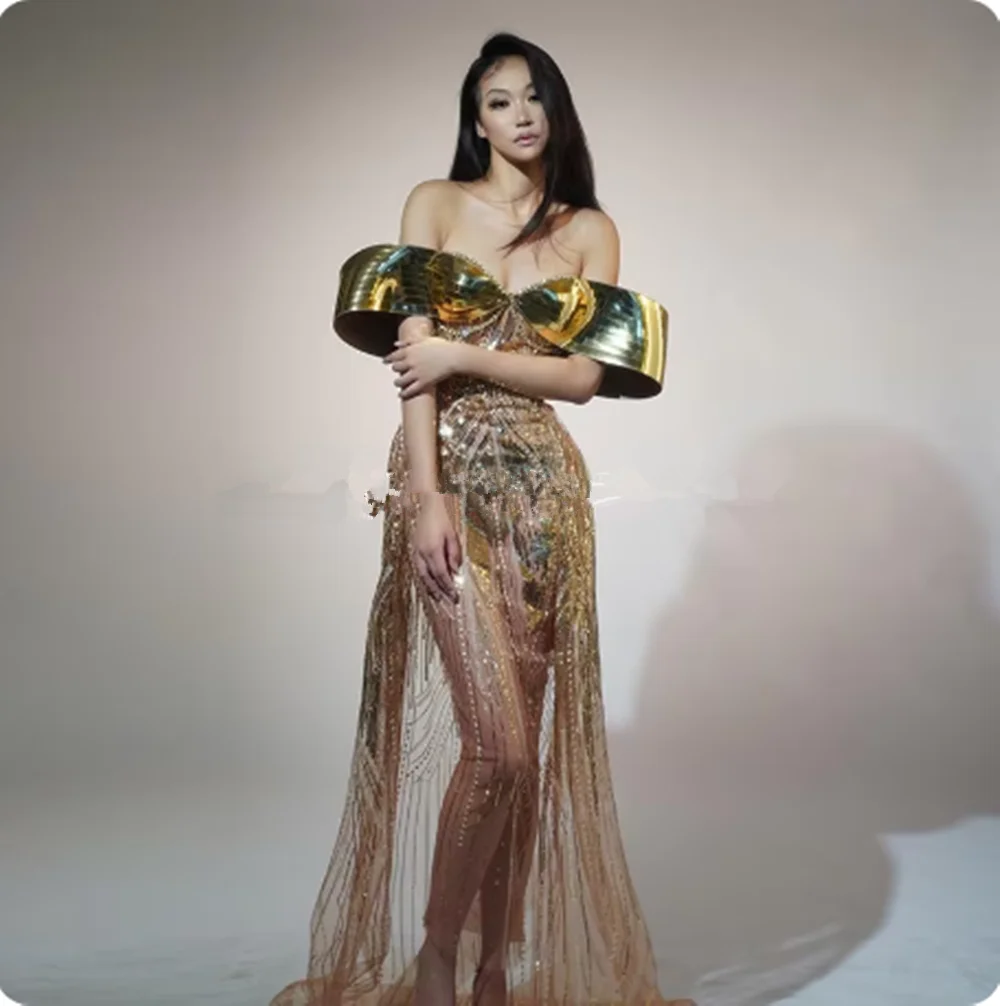 فستان الملكة الذهبي السحب لعام 2025 للنساء فستان حفلات أعياد الميلاد والمهرجانات الليلية ملابس راقصة جوجو زي أداء مرحلة المغني