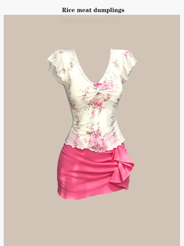 

Stunning Vacation Feel Set Lace V-neck Short Sleeve Floral Print Top Bright Color Skirt Two-piece Fashionable Women's Suit