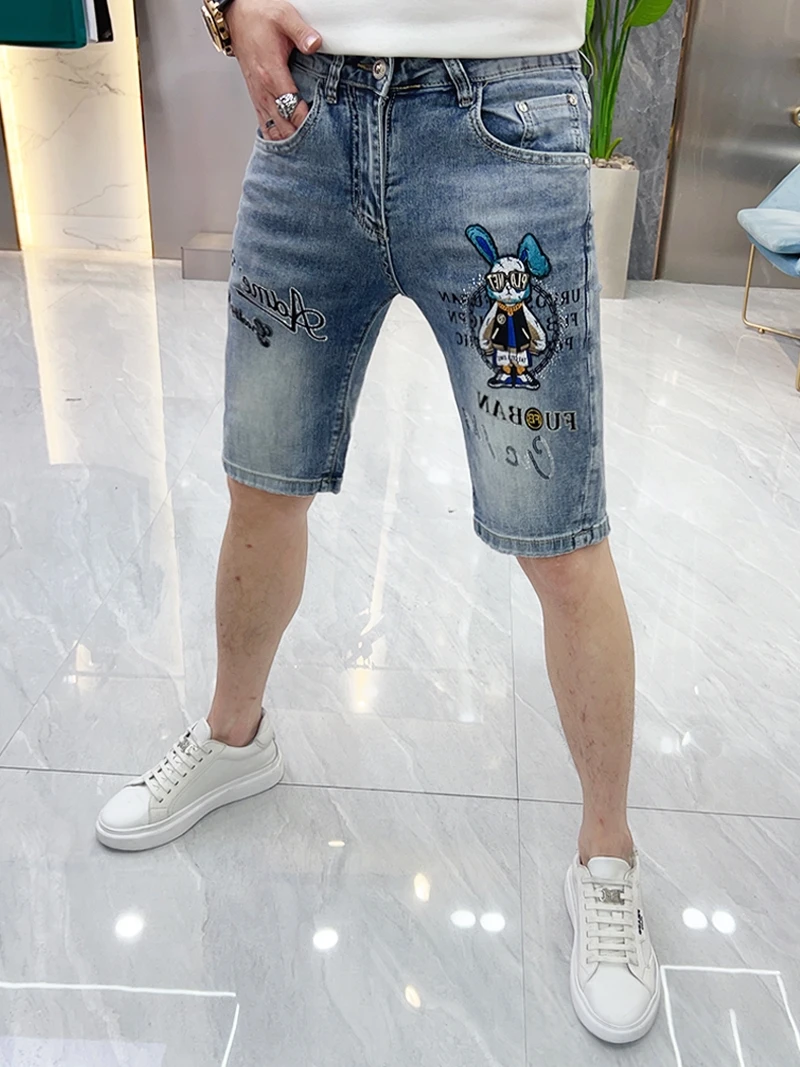 

Summer Men's Slim Fit Denim orts Embroidered Rabbit Casual Printed Rhinestone Trendy Thin Five-Quarter Length Faionable