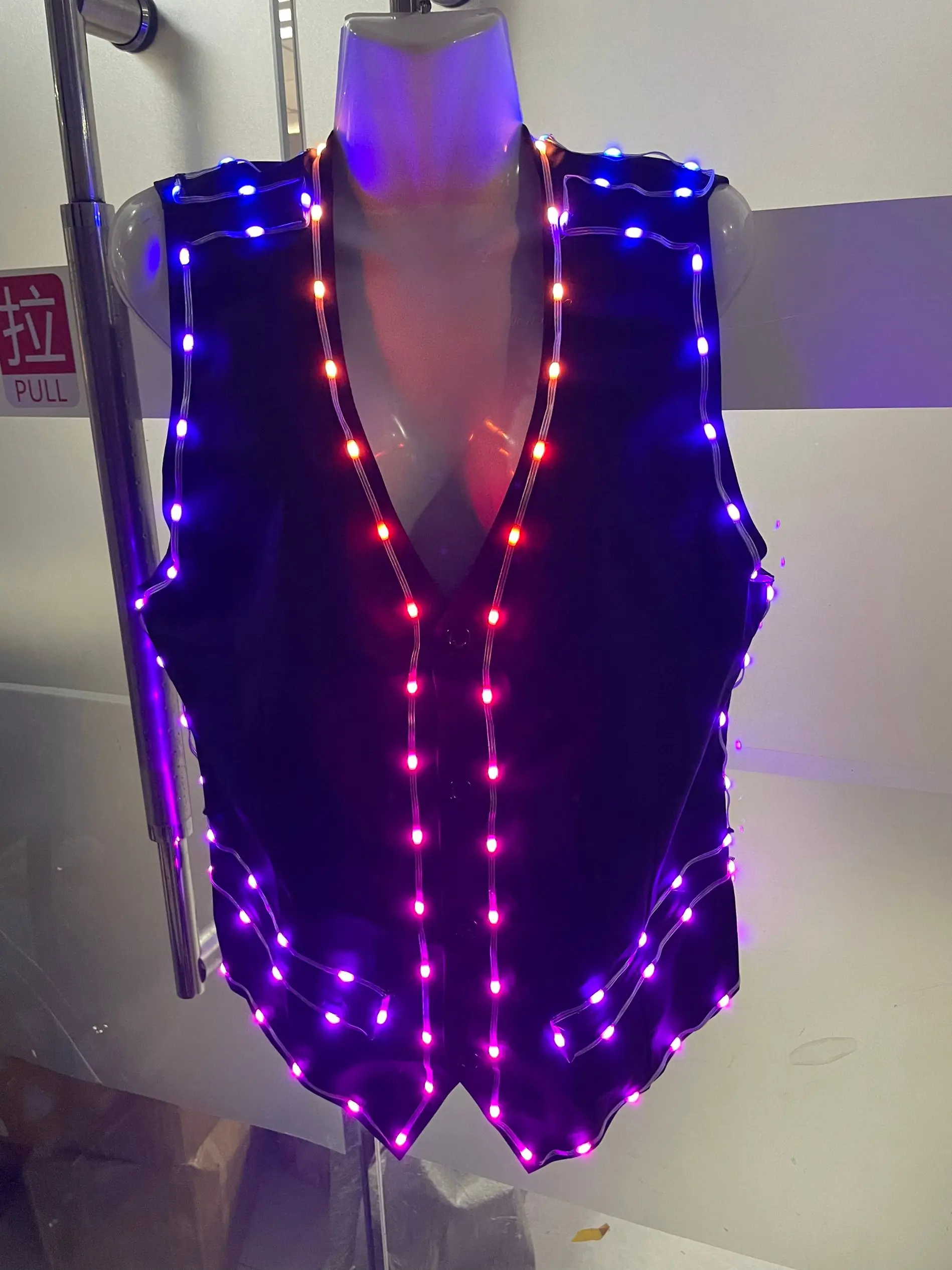 

Colored Led Glow vest Bar Clothing Jacket Vest DJ Singer Party glow-in-the-dark supplies Stage Belt charging glow supplies