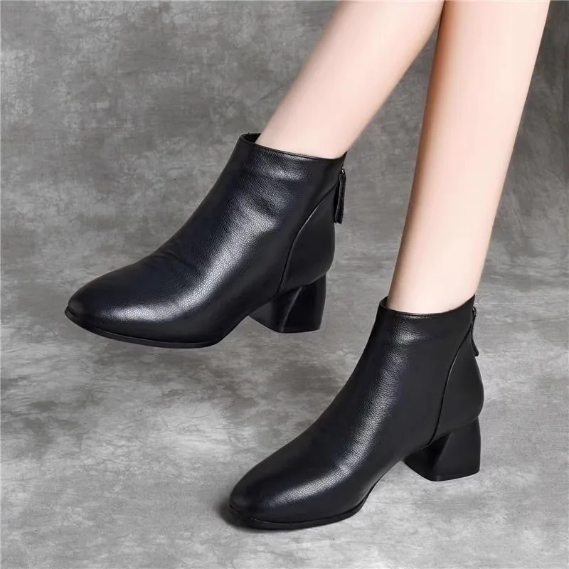 Snow boots women's boots 2024 autumn and winter new cowhide short boots women's middle heel cotton shoes