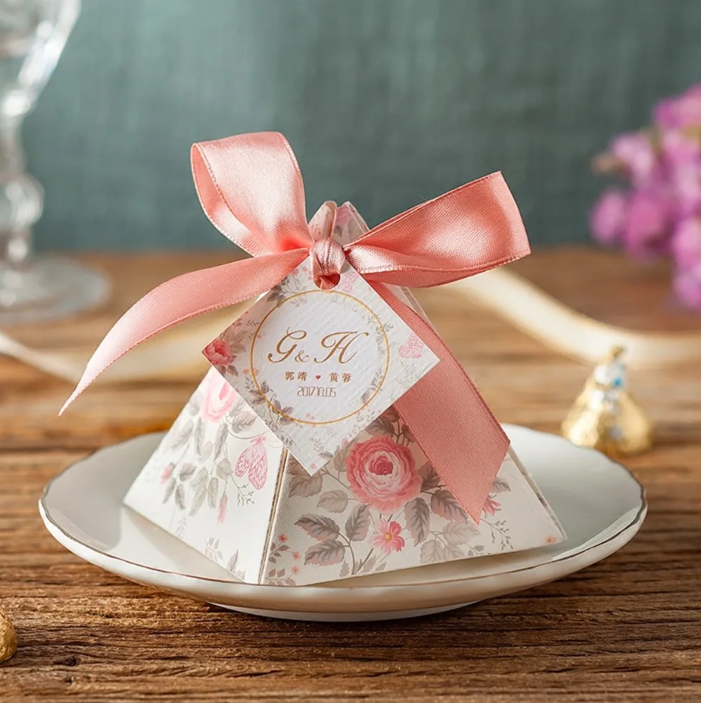 

100 x New customized Creative Pink Floral Triangular Pyramid Wedding Favors Candy Boxes Party Gift Box Sugar Box