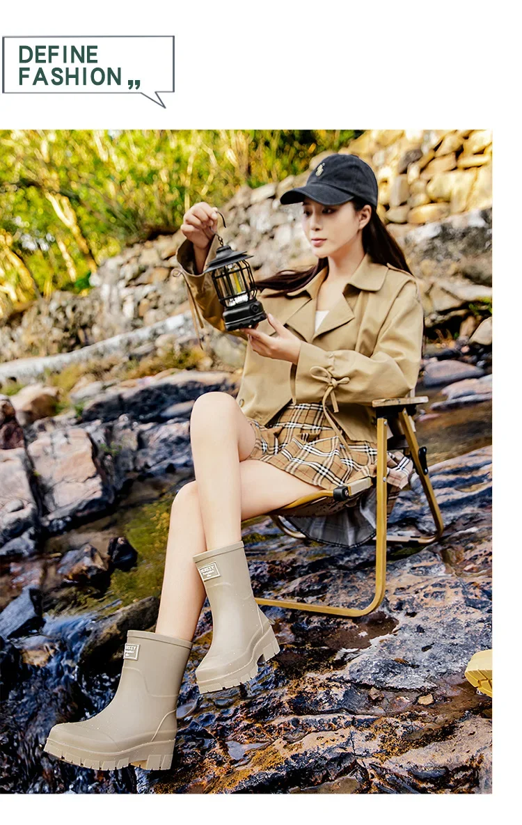 2026 Modische koreanische Damen-Regenstiefel (Wadenhöhe) mit dicker Sohle, verschleißfest, rutschfest, wasserdicht, für die Autowäsche geeignet – Detail 15