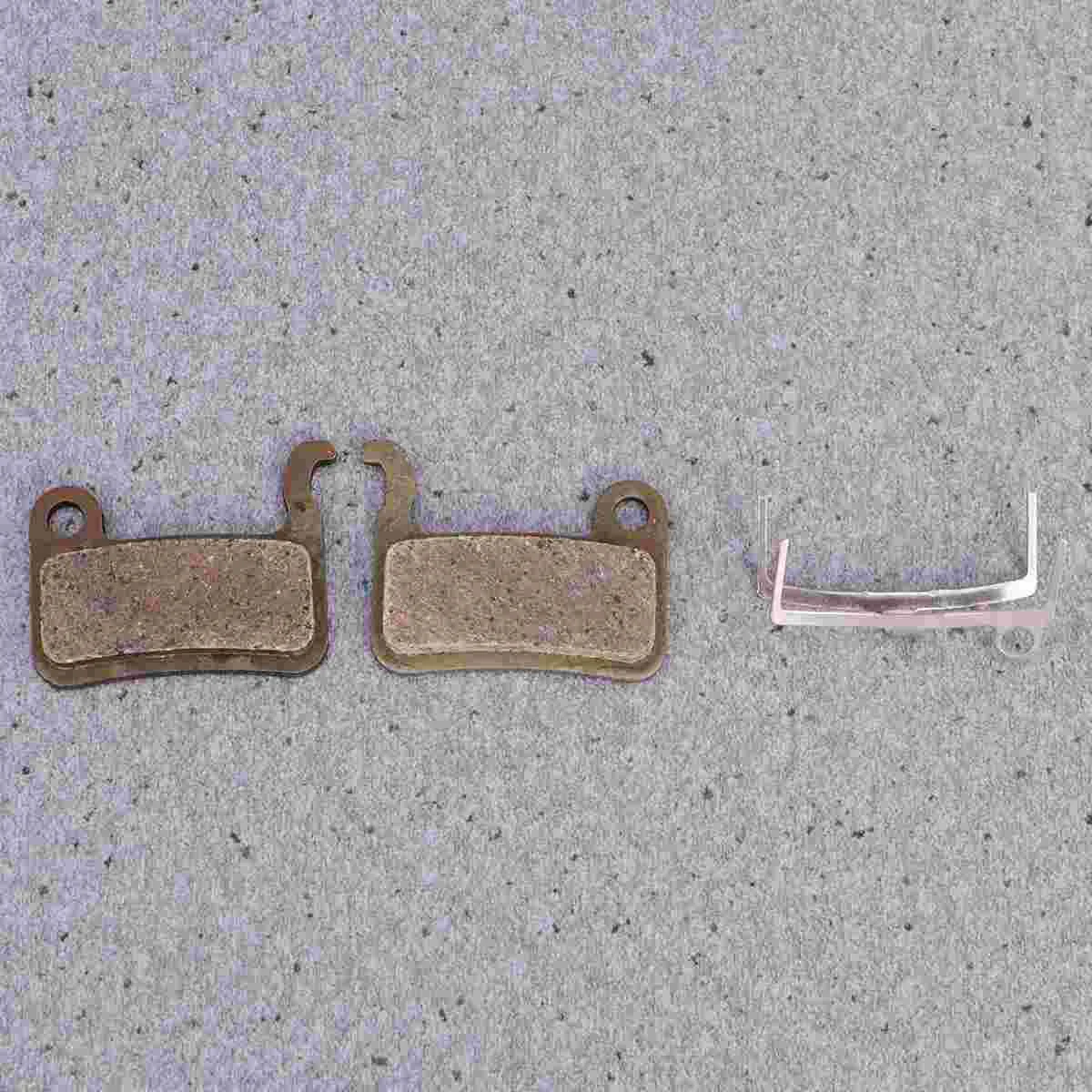 

2 Sets Semi-metallic Brake Pads Replacement Metal Brake Pads for brake cushion brake mat brake pad