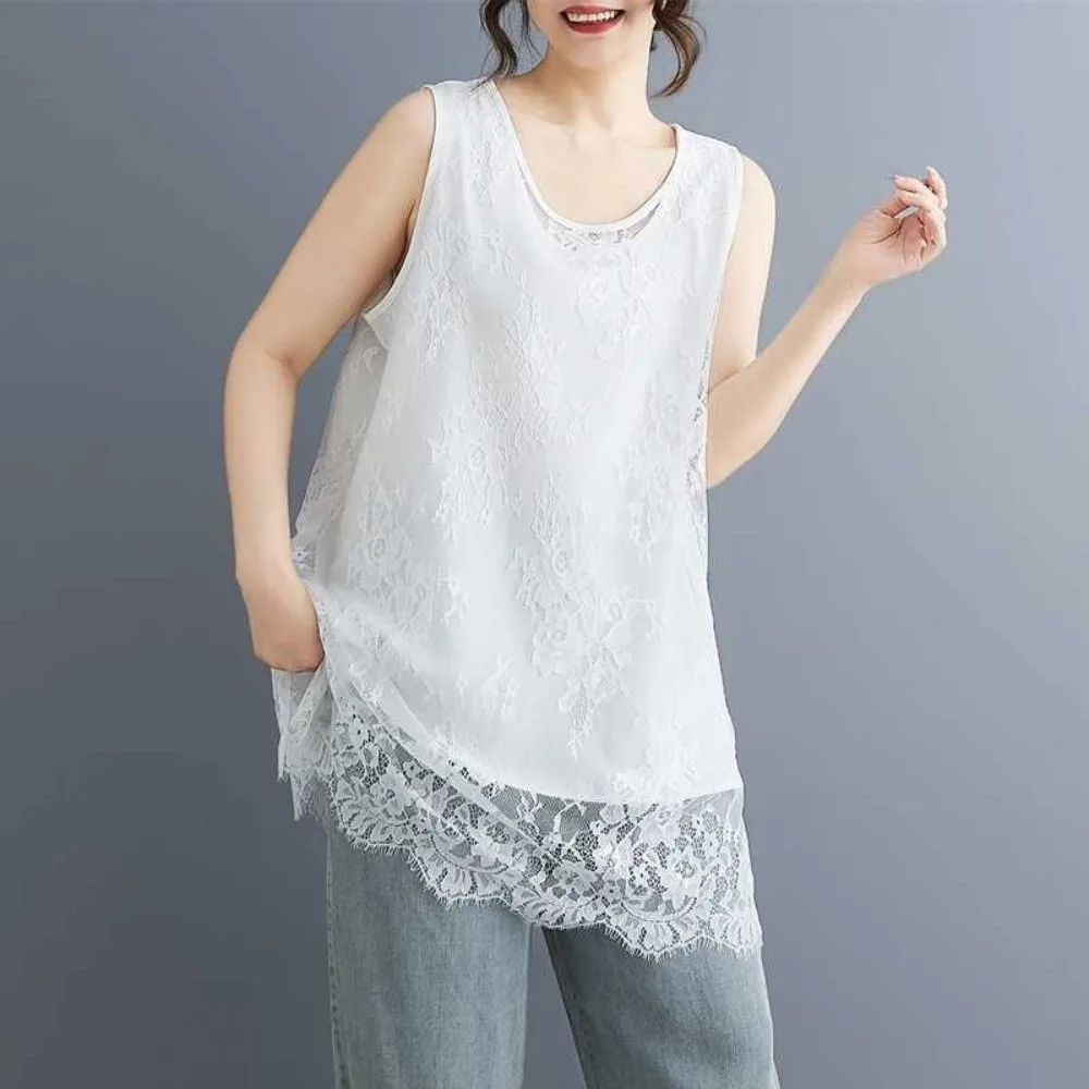 Fashion Lace Trim Vest Mid Length Solid Tone Loose Fit Blouse Wide Size Slimming Effect Plus Size Outfit Cafe Meet Gather