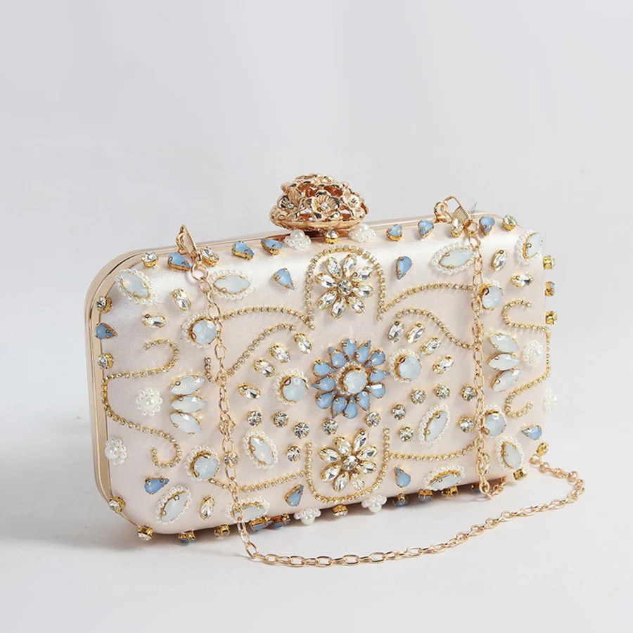 

Luxury Crystal Diamond Women Clutch Evening Bag Crystal Hollow Out Ladies Purse Handbags Female Sparkly Wallet for Wedding Party