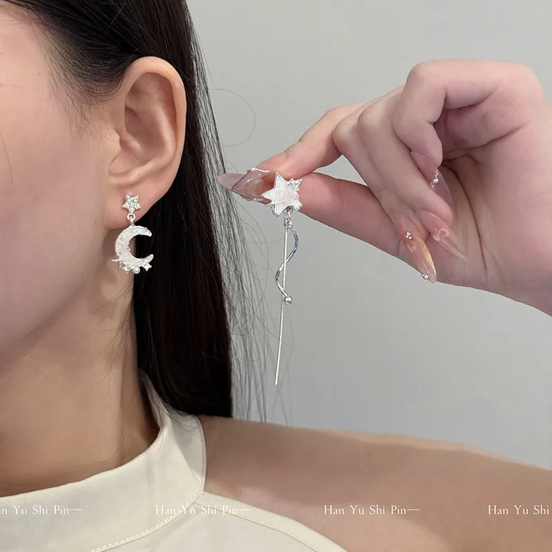 Sweet gradual change pink crystal stars moon stud earrings fashion niche asymmetrical fringed earrings women