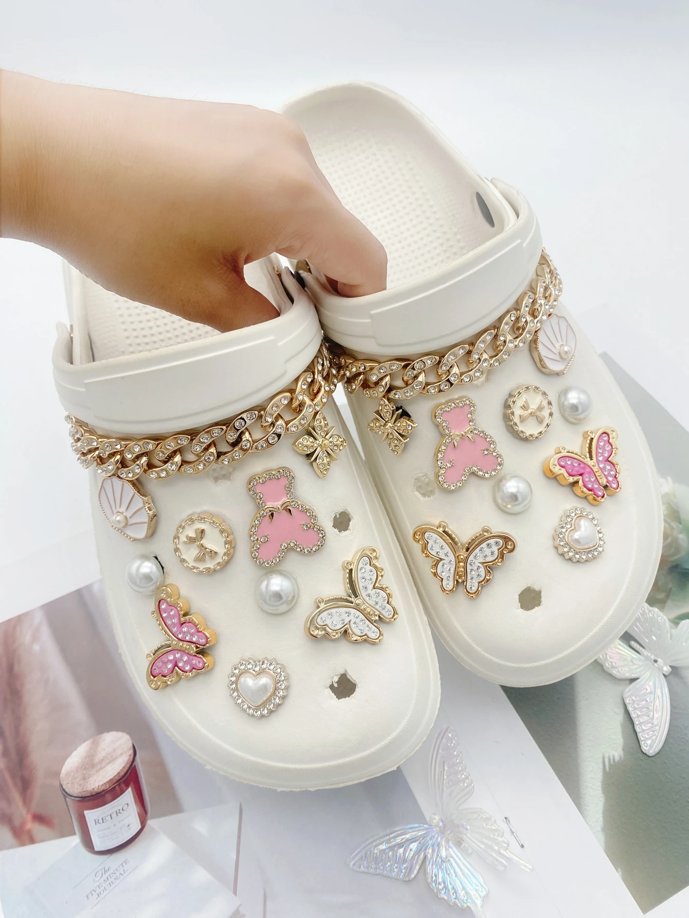 20 casual pink bear, pink butterfly, white butterfly, heart, shell, diamond chain shoe buckle DIY decorations, multi-functional